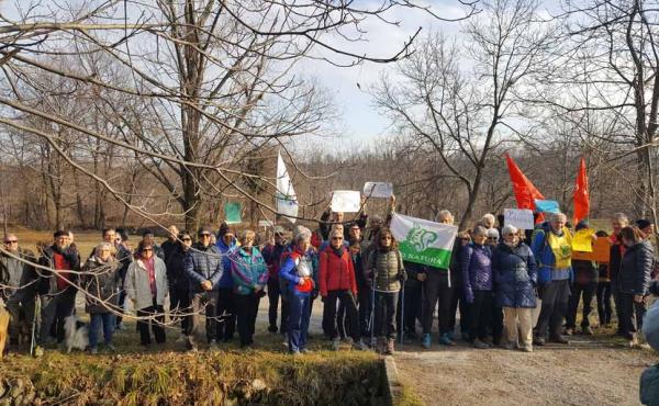 Sopra e sotto, con la Lipu di Cuneo alla manifestazione di S.Croce di Vignolo sui 3 canali storici - Roero - Miglia - Morra  